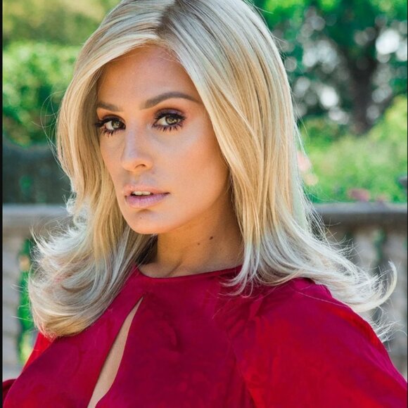 Perruque Bandeau Blonde Dorée Très Claire XENA - Synthétique, Mi-longue, Droite, Neuve